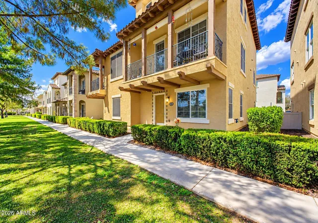 Photo 2 of Townhouse for sale at 3671 E Leslie Dr, Gilbert, AZ 85296 | MLS# 7081427 | Listing updated on 2026-09-26