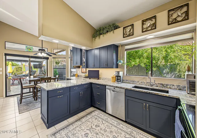 Photo 4 of Single family home for sale at 322 E Hearne Way, Gilbert, AZ 85234 | MLS# 7082958 | Listing updated on 2026-09-28