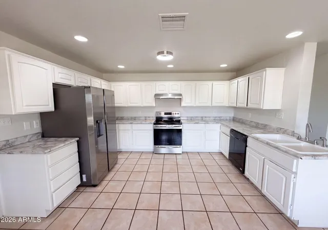 Photo 2 of Sale Pending at 6339 W Monterosa St, Phoenix, AZ 85033 | MLS# 7081188 | Listing updated on 2026-10-06