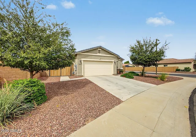 Photo 3 of Single family home for sale at 3189 N Excursion Ln, Casa Grande, AZ 85122 | MLS# 7081562 | Listing updated on 2026-09-25