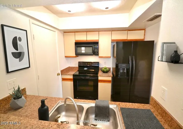 Photo 3 of Townhouse for sale at 1333 E Morten Ave #210, Phoenix, AZ 85020 | MLS# 7081814 | Listing updated on 2026-10-30