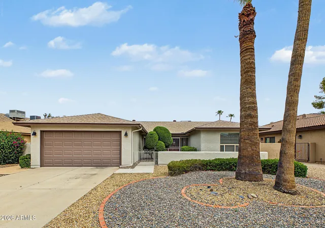 Photo 1 of Single family home for sale at 26253 S Dartford Dr, Sun Lakes, AZ 85248 | MLS# 7082160 | Listing updated on 2026-10-04