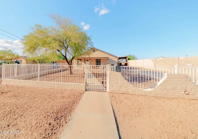 Photo 3 of Single family home for sale at 3024 W Yuma St, Phoenix, AZ 85009 | MLS# 7084947 | Listing updated on 2026-10-01