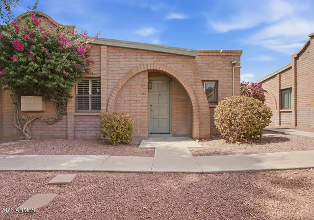 Townhouse for sale at 4430 E Hubbell St #88, Phoenix, AZ 85008 | MLS# 7085313