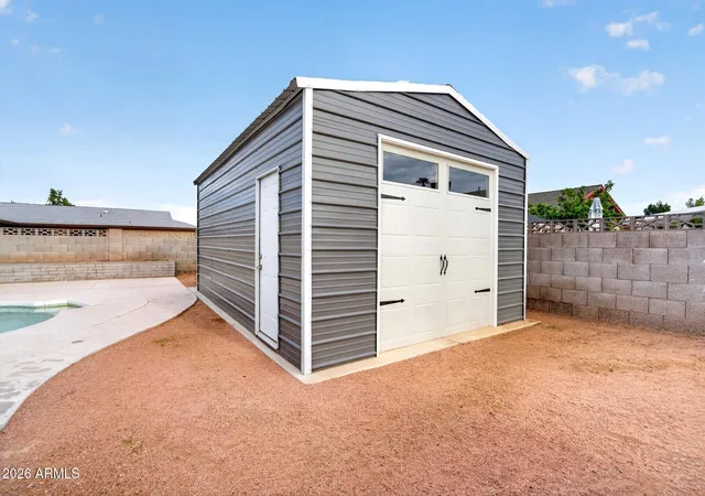Photo 3 of Single family home for sale at 9025 N 48th Drive, Glendale, AZ 85302 | MLS# 7083230 | Listing updated on 2026-09-29