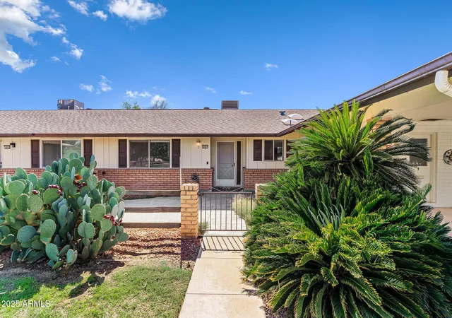Photo 1 of Townhouse for sale at 10927 W Peoria Ave, Sun City, AZ 85351 | MLS# 7083882 | Listing updated on 2026-10-07