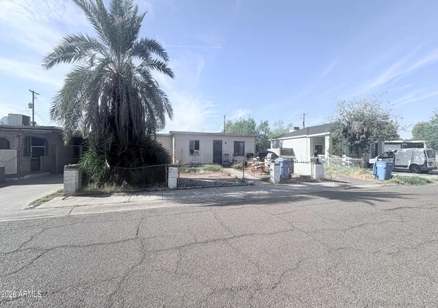 Photo 1 of Sale Pending at 633 W Atlanta Ave, Phoenix, AZ 85041 | MLS# 7083768 | Listing updated on 2026-09-25