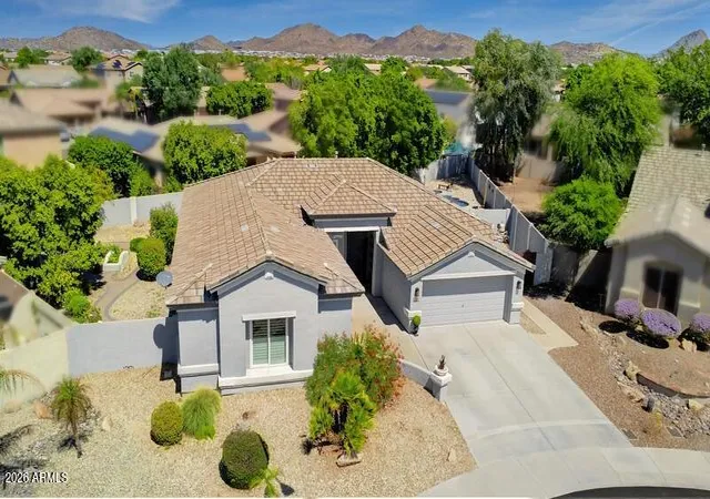 Photo 4 of Single family home for sale at 25432 N 72nd Drive, Peoria, AZ 85383 | MLS# 7084367 | Listing updated on 2026-10-04