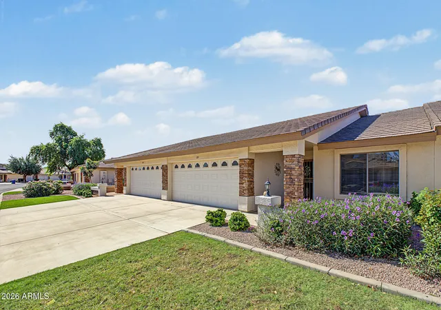 Listing Photo 1 - Condo for sale in building located at 11250 E Kilarea Ave, Mesa, AZ 85209 - Unit #229