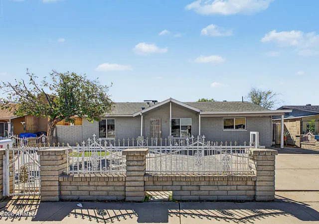 Photo 2 of Single family home for sale at 4923 W Granada Rd, Phoenix, AZ 85035 | MLS# 7085590 | Listing updated on 2026-09-26