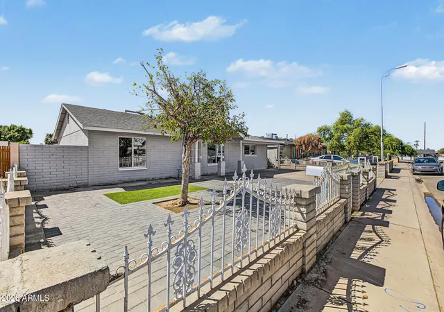 Photo 3 of Single family home for sale at 4923 W Granada Rd, Phoenix, AZ 85035 | MLS# 7085590 | Listing updated on 2026-09-26