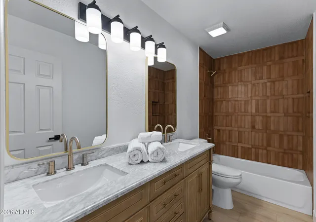 Photo 3 of Single family home for sale at 8423 N 16th Place, Phoenix, AZ 85020 | MLS# 7085326 | Listing updated on 2026-09-29