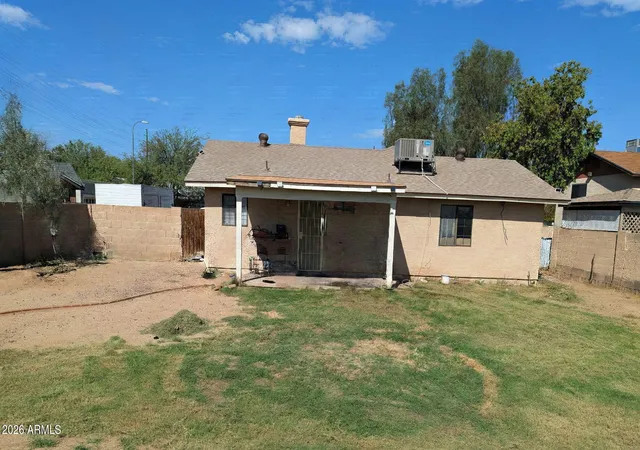 Photo 2 of Single family home for sale at 7209 S 15th Place, Phoenix, AZ 85042 | MLS# 7083972 | Listing updated on 2026-09-26