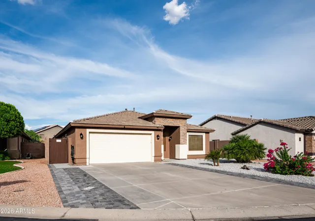 Photo 4 of Single family home for sale at 15946 W Marconi Ave, Surprise, AZ 85374 | MLS# 7085294 | Listing updated on 2026-10-03