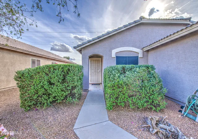Photo 3 of Single family home for sale at 11465 E Cicero St, Mesa, AZ 85207 | MLS# 7085379 | Listing updated on 2026-10-15