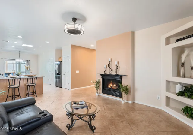 Photo 4 of Single family home for sale at 447 S Meadowood Ln, Sierra Vista, AZ 85635 | MLS# 7085463 | Listing updated on 2026-10-01