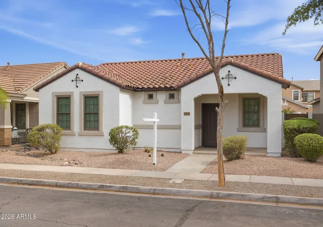Photo 3 of Sale Pending at 2764 E Bart St, Gilbert, AZ 85295 | MLS# 7084630 | Listing updated on 2026-10-01