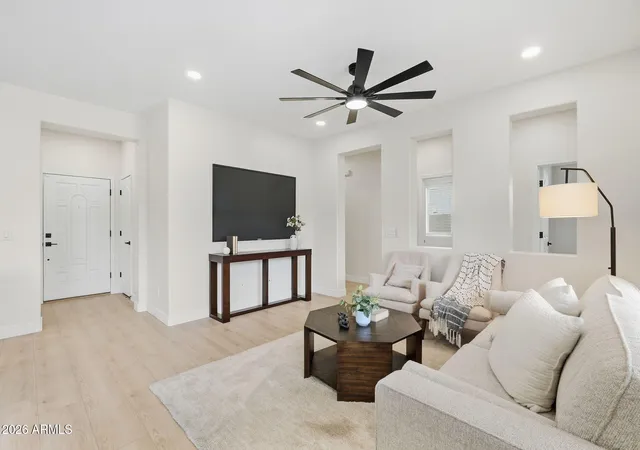 Photo 4 of Sale Pending at 2764 E Bart St, Gilbert, AZ 85295 | MLS# 7084630 | Listing updated on 2026-10-01