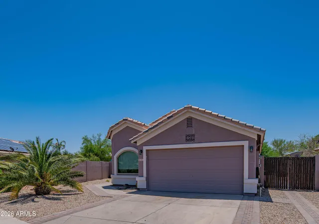Photo 3 of Single family home for sale at 1541 E Peregrine Trl, Casa Grande, AZ 85122 | MLS# 7085505 | Listing updated on 2026-10-05
