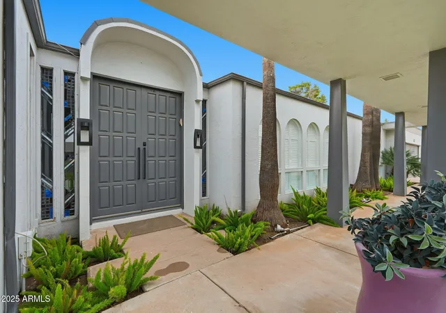 Photo 1 of Sale Pending at 6001 N 2nd Avenue, Phoenix, AZ 85013 | MLS# 7085055 | Listing updated on 2026-10-07