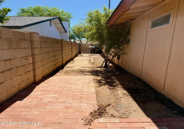 Photo 4 of Single family home for sale at 4316 E Sacaton St, Phoenix, AZ 85044 | MLS# 7085407 | Listing updated on 2026-10-02