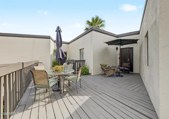 Listing Photo 1 - Condo for sale in building located at 6236 N 16Th St, Phoenix, AZ 85016 - Unit #42