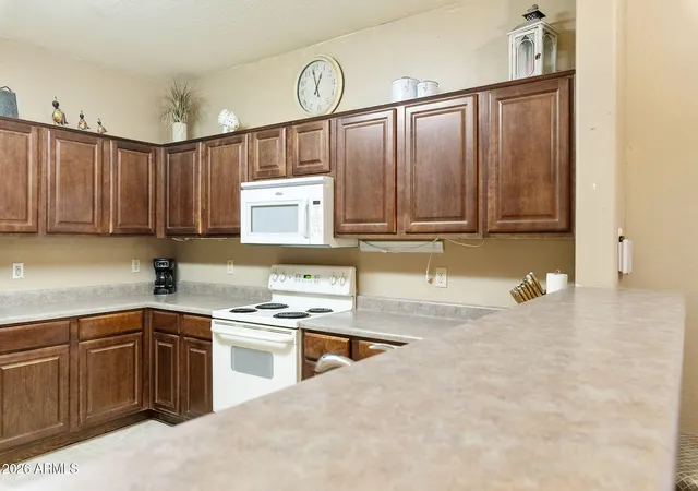 Photo 3 of Single family home for sale at 39013 N Luke Ln, San Tan Valley, AZ 85140 | MLS# 7085587 | Listing updated on 2026-10-07
