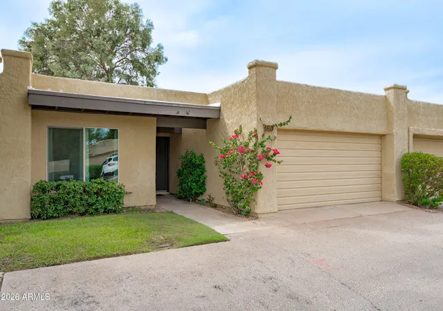 Photo 2 of Single family home for sale at 6226 N 22nd Drive, Phoenix, AZ 85015 | MLS# 7085341 | Listing updated on 2026-10-08