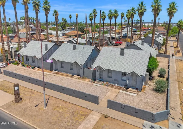 Townhouse for sale at 2102 W Adams St, Phoenix, AZ 85009 | MLS# 7085334