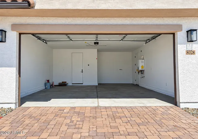 Photo 3 of Sale Pending at 8028 W Eaton Rd, Phoenix, AZ 85035 | MLS# 7085367 | Listing updated on 2026-10-29