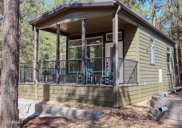 Photo 3 of Manufactured home for sale at 2101 W Route 66, Flagstaff, AZ 86001 | MLS# 7085445 | Listing updated on 2026-09-26