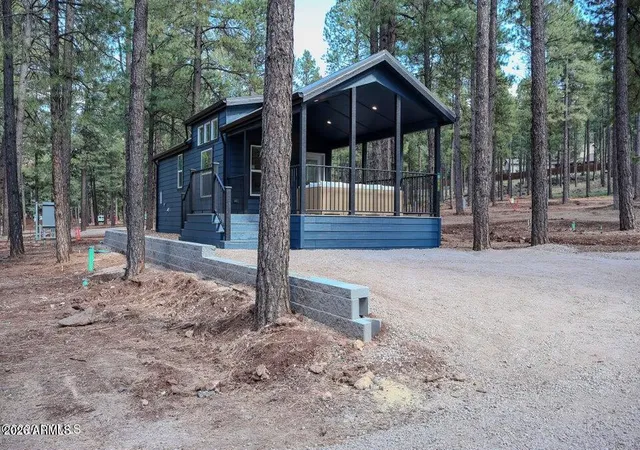 Photo 2 of Manufactured home for sale at 2101 W Route 66, Flagstaff, AZ 86001 | MLS# 7085471 | Listing updated on 2026-09-26