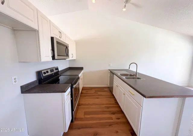 Photo 2 of Single family home for sale at 20226 N 32nd Lane, Phoenix, AZ 85027 | MLS# 7085518 | Listing updated on 2026-10-08