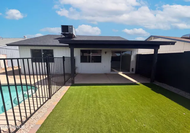Photo 4 of Single family home for sale at 20226 N 32nd Lane, Phoenix, AZ 85027 | MLS# 7085518 | Listing updated on 2026-10-08