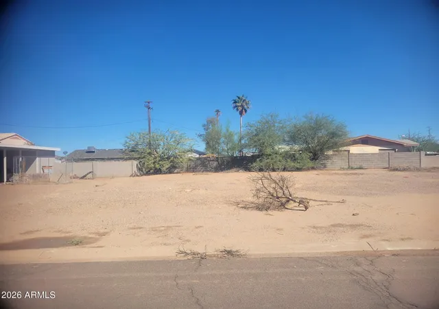 Photo 2 of Sale Pending at 9760 W Devonshire Dr #2422, Arizona City, AZ 85123 | MLS# 7085557 | Listing updated on 2026-09-30