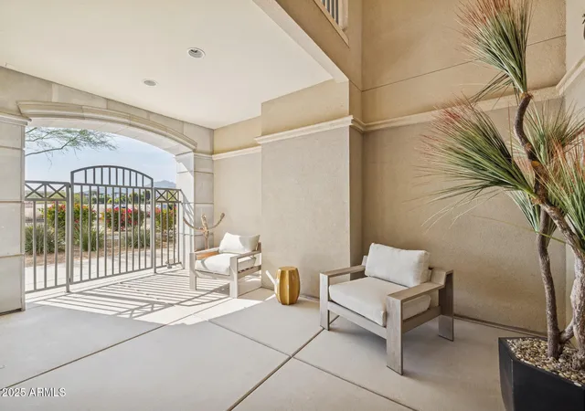 Listing Photo 1 - Condo for sale in building located at 7275 N Scottsdale Rd, Scottsdale, AZ 85253 - Unit #1021