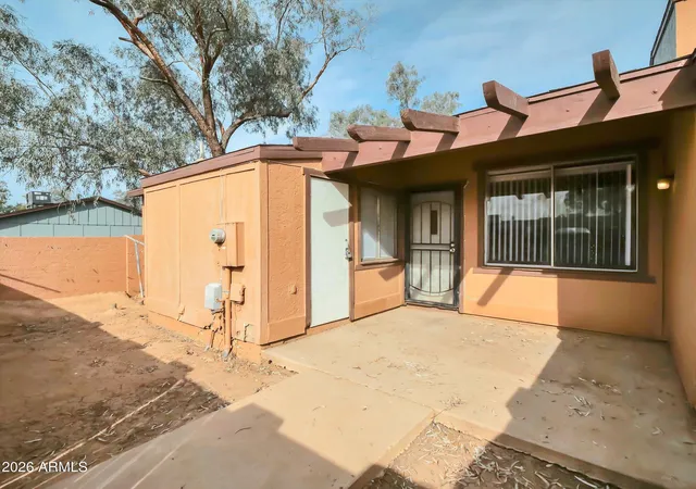 Listing Photo 1 - Condo for sale in building located at 3645 N 69Th Ave, Phoenix, AZ 85033 - Unit #Unit 30