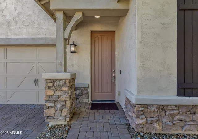 Photo 4 of Single family home for sale at 2917 W Laredo Ln, Phoenix, AZ 85085 | MLS# 7094873 | Listing updated on 2026-10-29