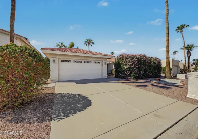 Photo 3 of Single family home for sale at 10129 E Chestnut Dr, Sun Lakes, AZ 85248 | MLS# 7093222 | Listing updated on 2026-10-29