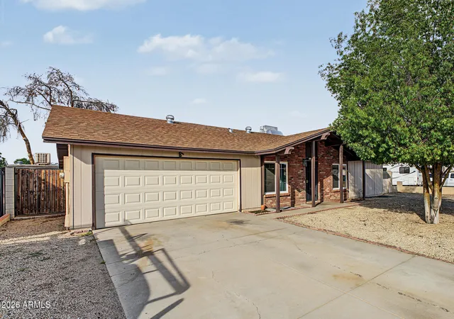 Photo 1 of Single family home for sale at 8602 W Heatherbrae Dr, Phoenix, AZ 85037 | MLS# 7094976 | Listing updated on 2026-10-28