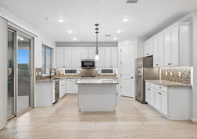 Photo 3 of Single family home for sale at 675 W Nova Ct, Casa Grande, AZ 85122 | MLS# 7099610 | Listing updated on 2026-10-29