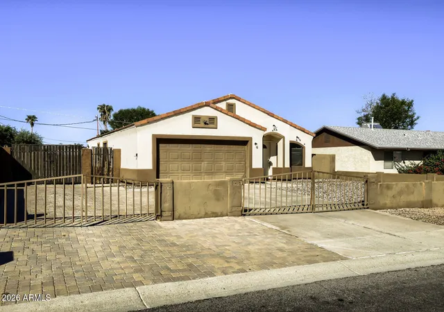 Photo 3 of Sale Pending at 8430 S 9th Street, Phoenix, AZ 85042 | MLS# 7096244 | Listing updated on 2026-10-28
