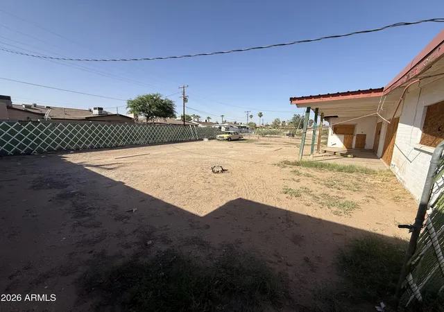 Photo 3 of Sale Pending at 5810 S 21st Drive, Phoenix, AZ 85041 | MLS# 7095016 | Listing updated on 2026-10-28