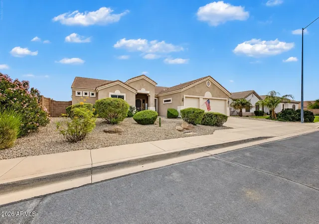 Photo 4 of Single family home for sale at 9523 E Glencove St, Mesa, AZ 85207 | MLS# 7098019 | Listing updated on 2026-10-28