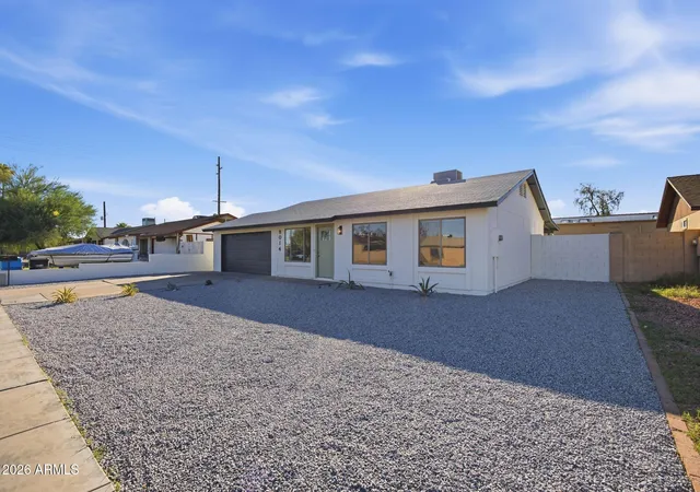 Photo 2 of Single family home for sale at 8014 N 42nd Avenue, Phoenix, AZ 85051 | MLS# 7094827 | Listing updated on 2026-10-29