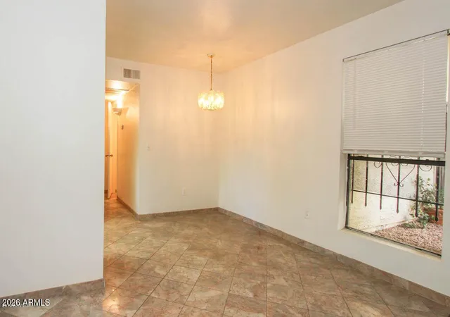 Listing Photo 1 - Condo for sale in building located at 3119 W Cochise, Phoenix, AZ 85051 - Unit #138