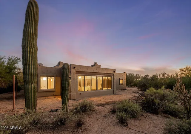 Photo 3 of Sale Pending at 5108 E Rancho Caliente Dr, Cave Creek, AZ 85331 | MLS# 7095375 | Listing updated on 2026-10-29