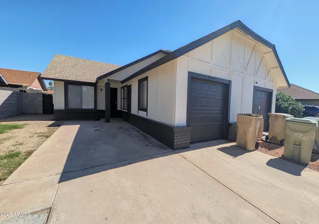 Photo 1 of Townhouse for sale at 5729 N 68th Avenue, Glendale, AZ 85303 | MLS# 7098953 | Listing updated on 2026-10-28