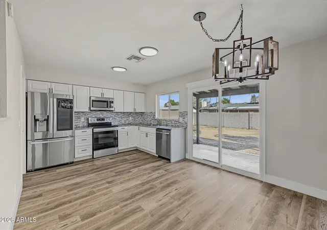 Photo 3 of Single family home for sale at 17605 N 9th Avenue, Phoenix, AZ 85023 | MLS# 7096636 | Listing updated on 2026-10-27