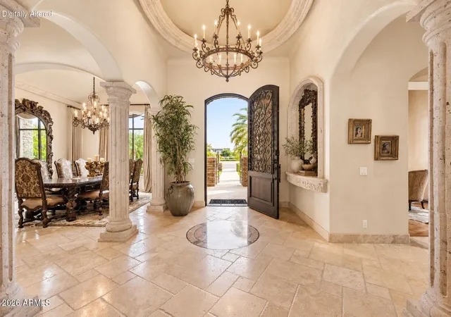 Photo 2 of Single family home for sale at 7008 N 68th Place, Paradise Valley, AZ 85253 | MLS# 7095803 | Listing updated on 2026-10-27